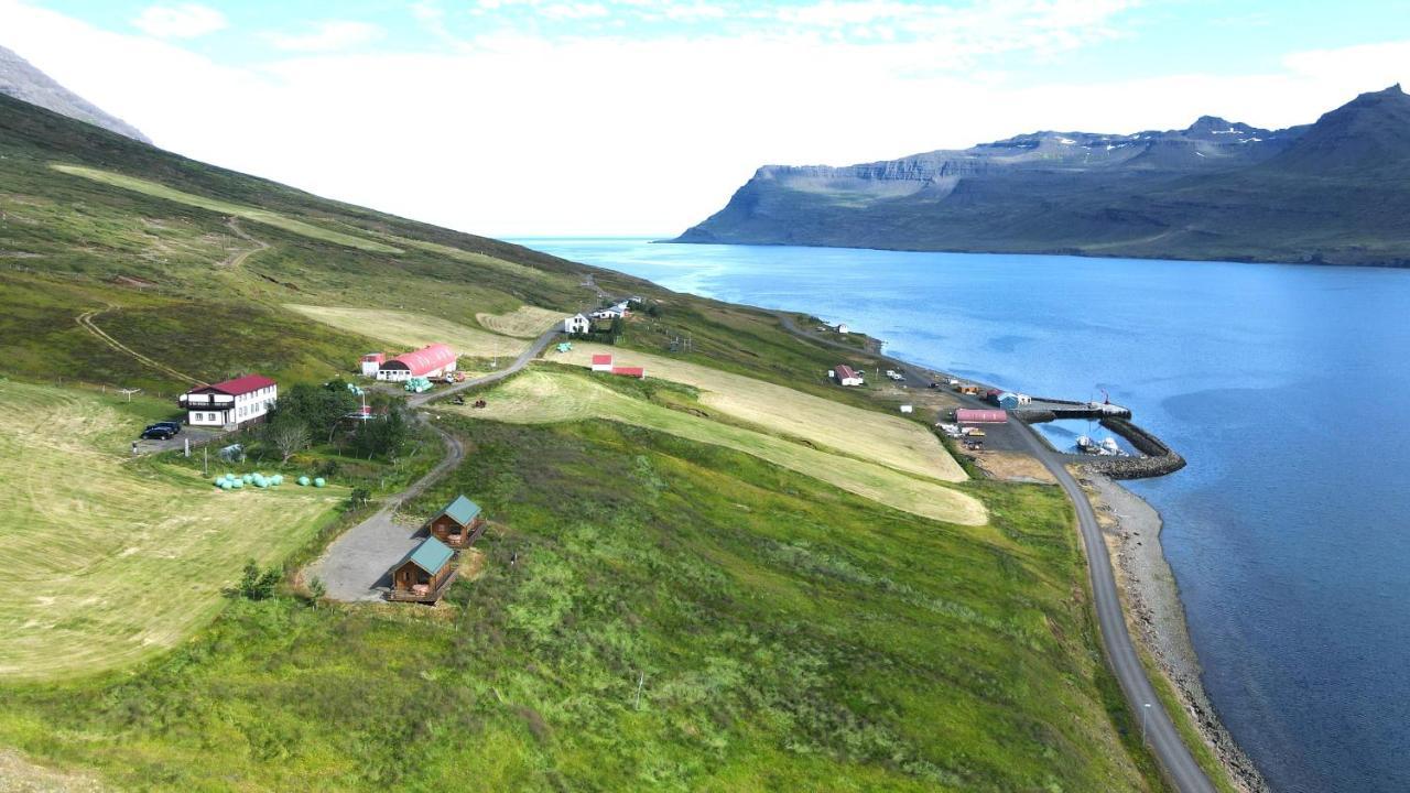 Solbrekka Holiday Homes Mjoifjorthur Exterior photo